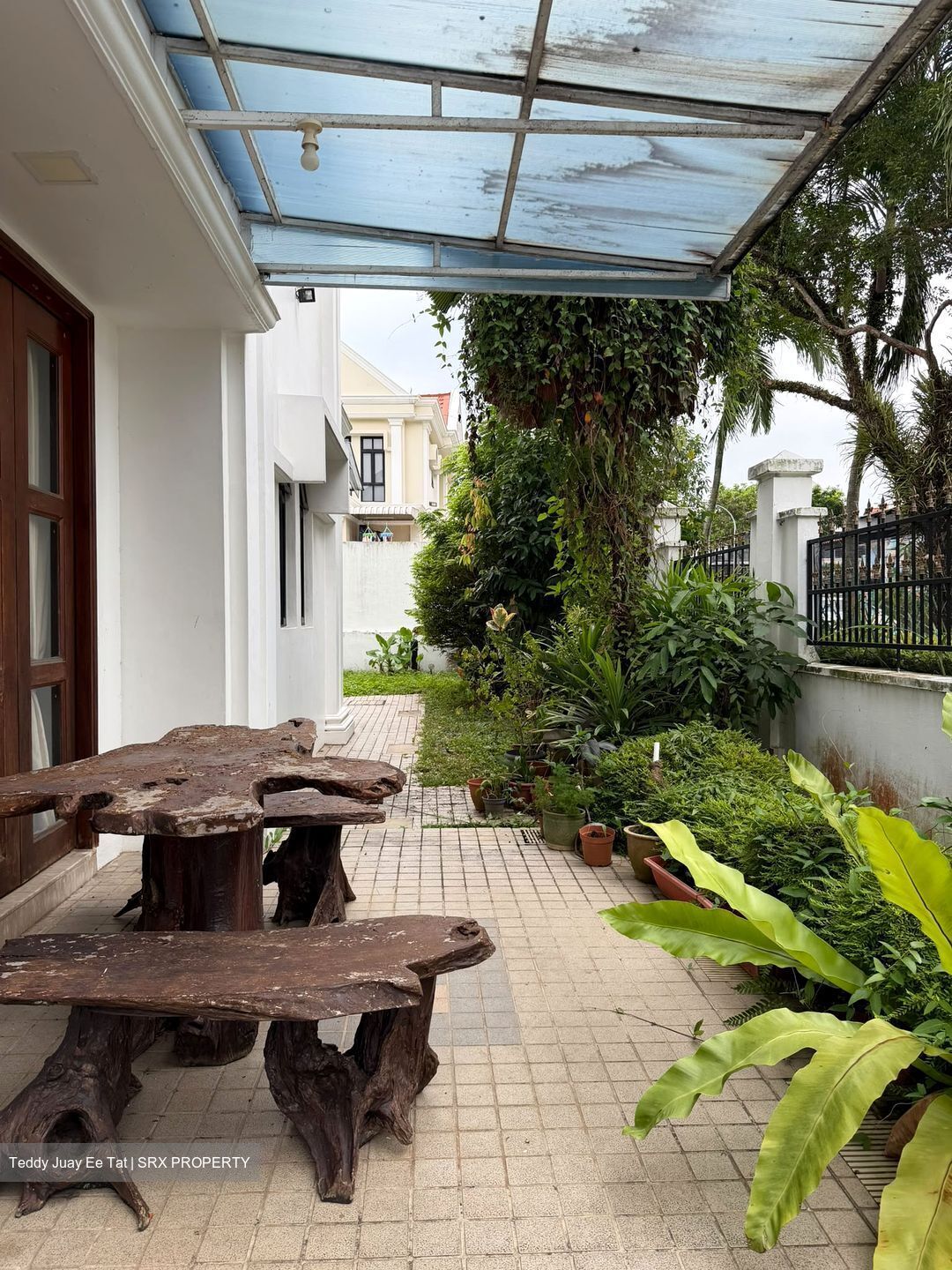 Stratton Park (D28), Terrace #582519601